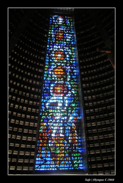 2005 - 11 - Rio - cathedrale 11.JPG